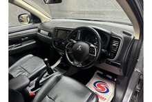 Mitsubishi Outlander DI-D GX4 