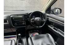 Mitsubishi Outlander DI-D GX4 