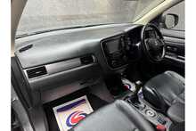 Mitsubishi Outlander DI-D GX4 