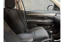 Mitsubishi Outlander DI-D 3 