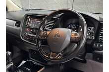 Mitsubishi Outlander DI-D 3 