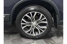 Mitsubishi Outlander DI-D 3 