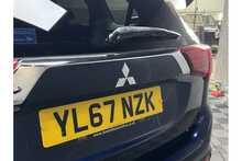 Mitsubishi Outlander DI-D 3 