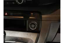 Vauxhall Vivaro Turbo D 3100 Elite 