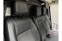 Vauxhall Vivaro Turbo D 2700 Sportive 