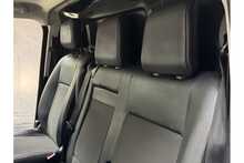 Vauxhall Vivaro Turbo D 2700 Sportive 