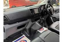 Vauxhall Vivaro Turbo D 2700 Sportive 