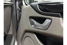 Ford Transit Custom 320 EcoBlue Limited 