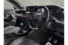 Peugeot 208 PureTech GT 