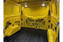 Ford Transit Custom 340 EcoBlue Leader 