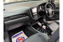 Mitsubishi Outlander DI-D 4 