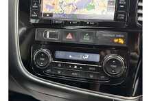 Mitsubishi Outlander DI-D 4 