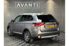 Mitsubishi Outlander DI-D 4 