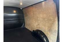 Volkswagen Transporter BiTDI T30 BlueMotion Tech Highline 