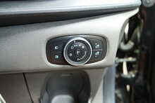 Ford Transit Custom 280 EcoBlue Limited 