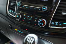 Ford Transit Custom 280 EcoBlue Limited 