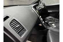 Volvo XC60 D4 R-Design Lux Nav 