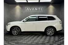Mitsubishi Outlander DI-D GX4 