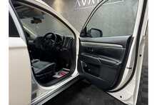 Mitsubishi Outlander DI-D GX4 