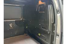 Vauxhall Vivaro Turbo D 3100 Sportive 