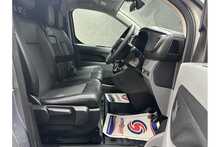 Vauxhall Vivaro Turbo D 3100 Sportive 