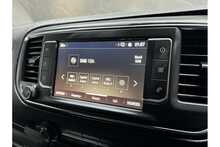 Vauxhall Vivaro Turbo D 3100 Sportive 