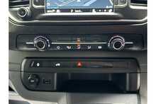 Vauxhall Vivaro Turbo D 3100 Sportive 