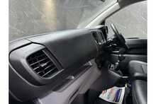 Vauxhall Vivaro Turbo D 3100 Sportive 
