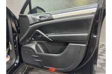 Porsche Cayenne T V8 