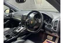 Porsche Cayenne T V8 