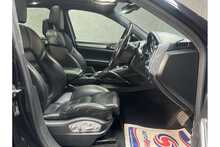 Porsche Cayenne T V8 
