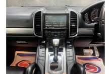 Porsche Cayenne T V8 