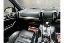 Porsche Cayenne T V8 
