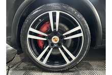 Porsche Cayenne T V8 