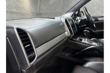 Porsche Cayenne T V8 