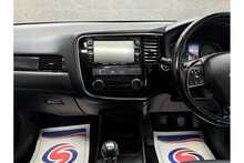 Mitsubishi Outlander DI-D GX4 