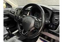 Mitsubishi Outlander DI-D GX4 