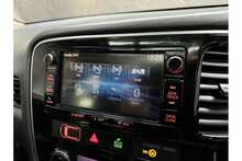 Mitsubishi Outlander DI-D GX4 