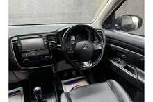 Mitsubishi Outlander DI-D GX4 