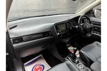 Mitsubishi Outlander DI-D GX4 