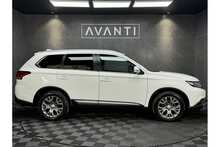 Mitsubishi Outlander DI-D 3 