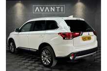 Mitsubishi Outlander DI-D 3 