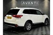 Mitsubishi Outlander DI-D 3 