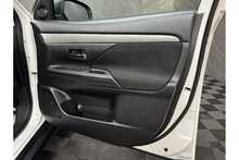 Mitsubishi Outlander DI-D 3 