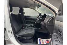Mitsubishi Outlander DI-D 3 