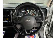 Mitsubishi Outlander DI-D 3 