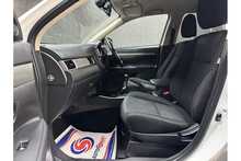 Mitsubishi Outlander DI-D 3 