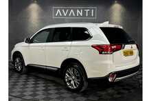 Mitsubishi Outlander DI-D 3 