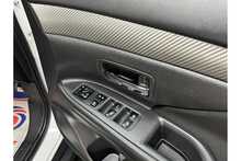 Mitsubishi Outlander DI-D 3 