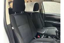 Mitsubishi Outlander DI-D 3 
